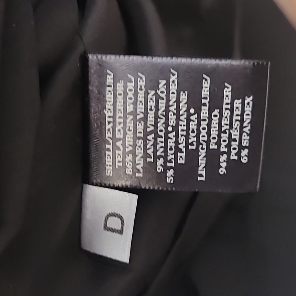 Ann Taylor - Picture 5 of 11